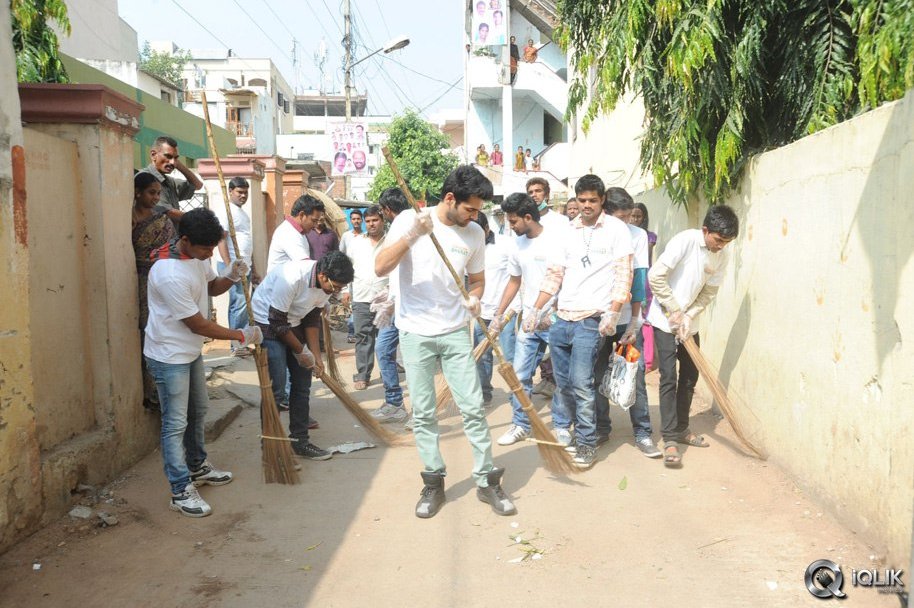 Ram-Pothineni-Joins-Swachh-Bharath-Campaign